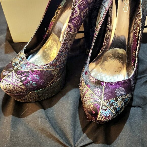ALDO - vintage violet satin paisley platform pump - Picture 2 of 4